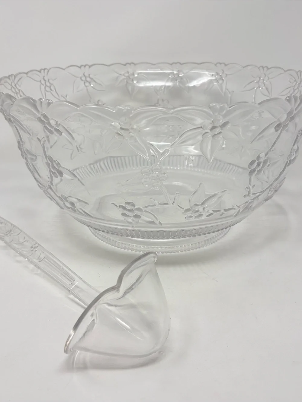 Regaline Clear Plastic 2pc Extra Large Mixing Bowl Serving Bowl 14” & Ladle USA